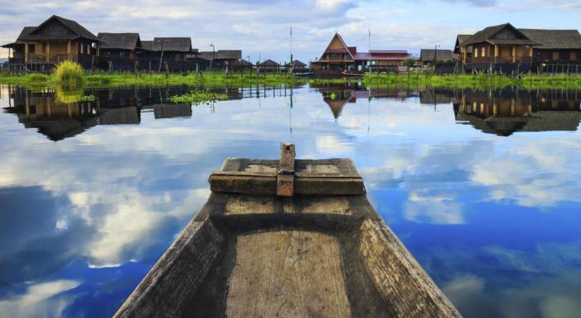 Immana Grand Inle Hotel Nyaung Shwe Exterior photo